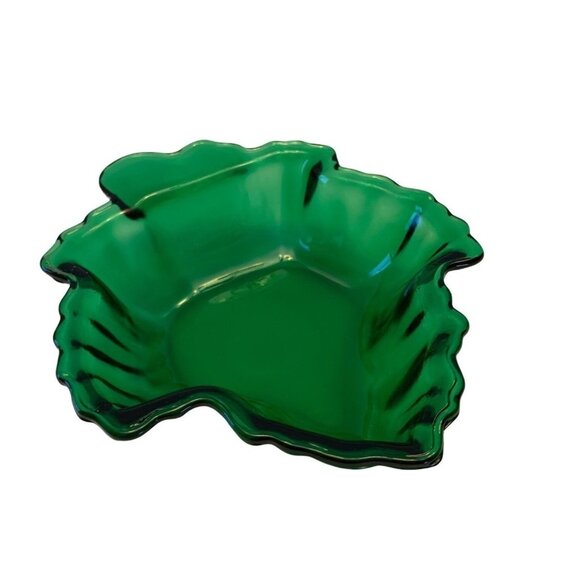 Anchor Hocking Green Glass Maple Leaf Dish MCM VTG Emerald Glass Trinket Candy - Picture 4 of 10